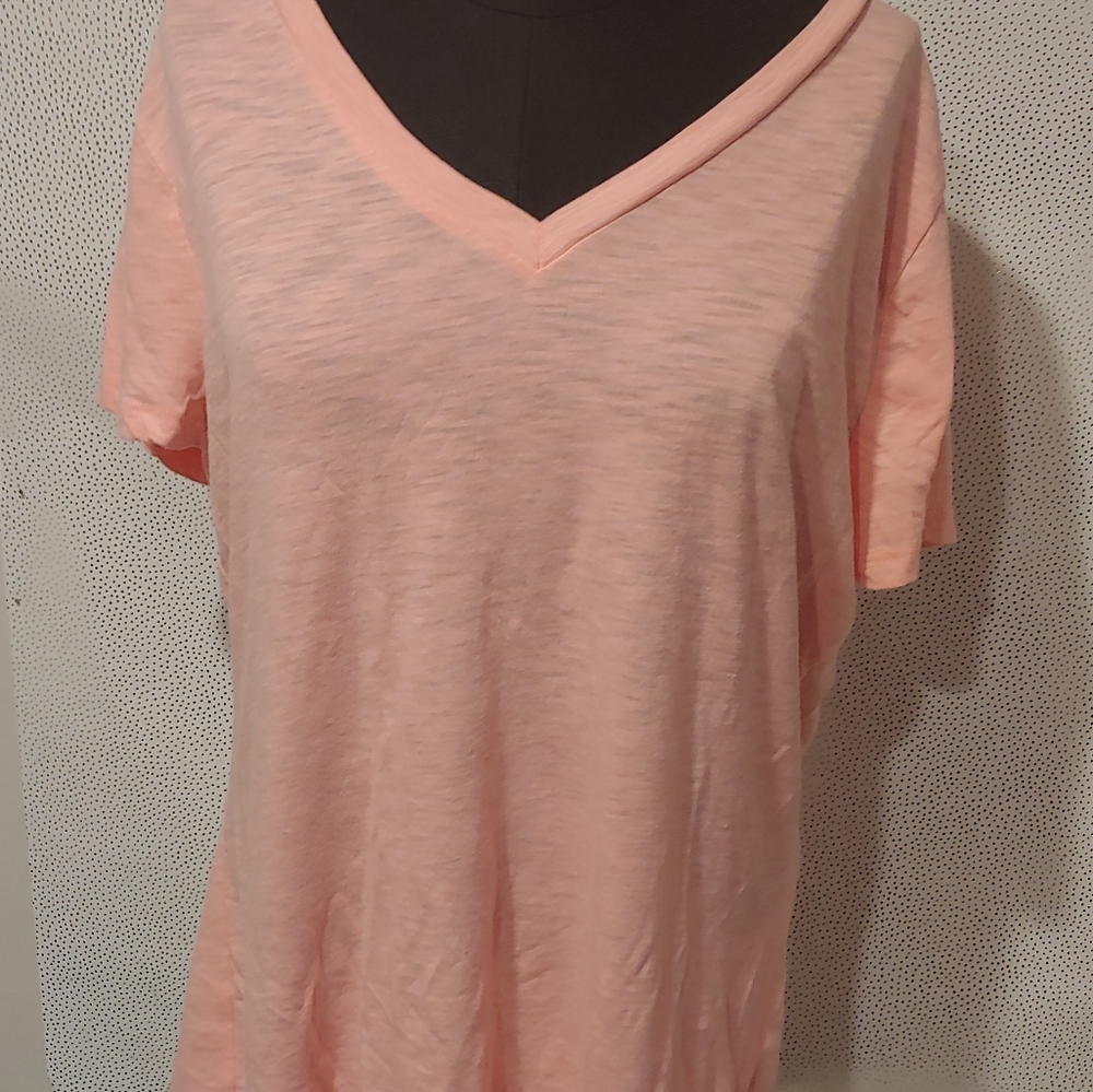 ☀️5/$15 MOSSIMO Orange V Neck Tee